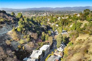 Single Family Residence, 3637 Dixie Canyon pl, Sherman Oaks, CA 91423 - 28