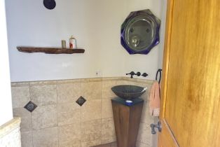 Single Family Residence, 124 Lower Lake rd, Lake Sherwood, CA 91361 - 24