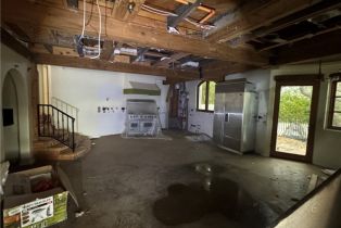 Single Family Residence, 124 Lower Lake rd, Lake Sherwood, CA 91361 - 9