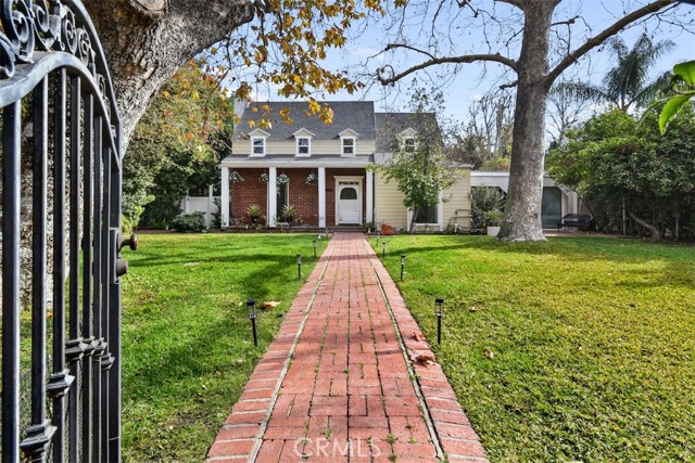 Single Family Residence, 4196 Colfax ave, Studio City, CA 91604 - 1