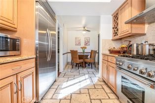 Condominium, 21801 Burbank blvd, Woodland Hills, CA 91367 - 18