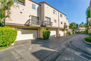Condominium, 21801 Burbank blvd, Woodland Hills, CA 91367 - 2