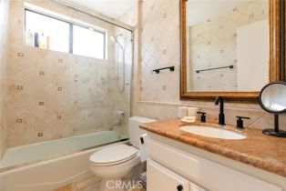 Condominium, 21801 Burbank blvd, Woodland Hills, CA 91367 - 31