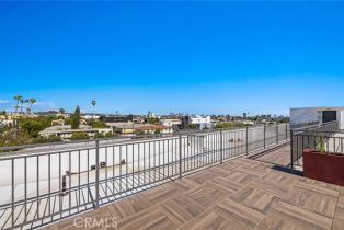 Apartment, 5820 La Mirada ave, Hollywood , CA 90038 - 23