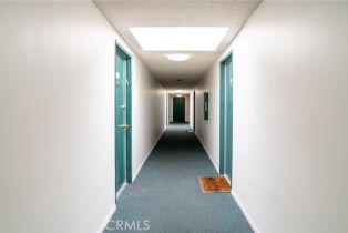 Condominium, 5328 Newcastle ave, Encino, CA 91316 - 3