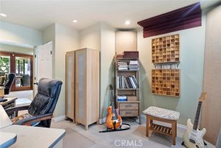 Single Family Residence, 4816 Atoll ave, Sherman Oaks, CA 91423 - 24