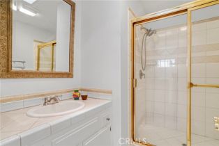 Townhouse, 6205 Randi ave, Woodland Hills, CA 91367 - 13