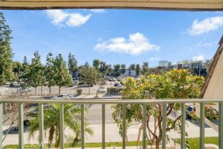 Townhouse, 6205 Randi ave, Woodland Hills, CA 91367 - 16