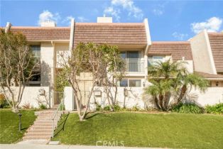 Townhouse, 6205 Randi ave, Woodland Hills, CA 91367 - 2