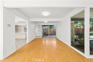 Single Family Residence, 17151 Nanette st, Granada Hills, CA 91344 - 11