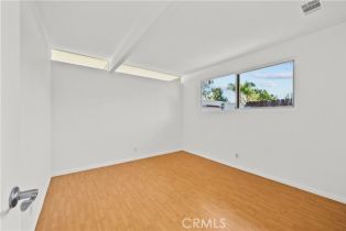 Single Family Residence, 17151 Nanette st, Granada Hills, CA 91344 - 28