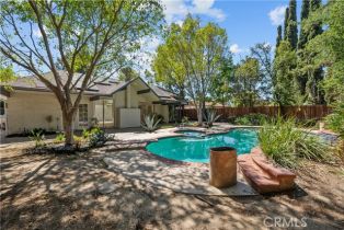 Single Family Residence, 17151 Nanette st, Granada Hills, CA 91344 - 35