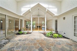 Single Family Residence, 17151 Nanette st, Granada Hills, CA 91344 - 4