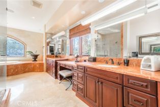 Single Family Residence, 16727 Bosque dr, Encino, CA 91436 - 14