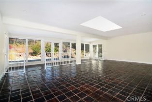Single Family Residence, 5454 Genesta ave, Encino, CA 91316 - 6