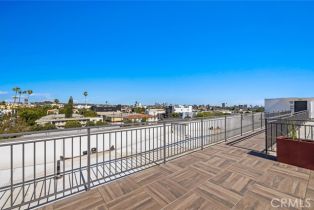 Apartment, 5820 La Mirada ave, Hollywood , CA 90038 - 12