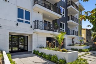 Apartment, 5820 La Mirada ave, Hollywood , CA 90038 - 5