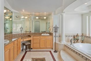 Single Family Residence, 22751 Plummer st, Chatsworth, CA 91311 - 39