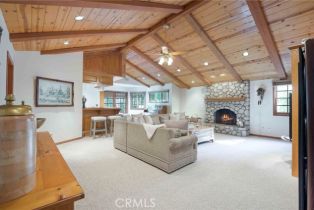 Single Family Residence, 23341 Ostronic dr, Woodland Hills, CA 91367 - 12