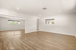 Single Family Residence, 22733 Clarendon st, Woodland Hills, CA 91367 - 27