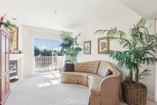 Condominium, 14343 Burbank blvd, Sherman Oaks, CA 91401 - 14