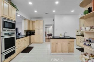 Single Family Residence, 21215 Escondido st, Woodland Hills, CA 91364 - 4