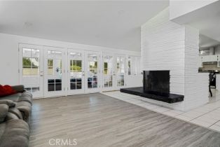 Single Family Residence, 10854 Hayvenhurst ave, Granada Hills, CA 91344 - 11