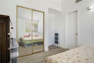 Single Family Residence, 10854 Hayvenhurst ave, Granada Hills, CA 91344 - 19