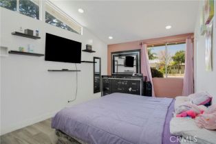 Single Family Residence, 10854 Hayvenhurst ave, Granada Hills, CA 91344 - 23