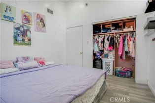 Single Family Residence, 10854 Hayvenhurst ave, Granada Hills, CA 91344 - 24