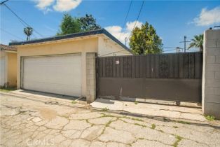 Single Family Residence, 10854 Hayvenhurst ave, Granada Hills, CA 91344 - 34