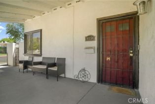 Single Family Residence, 10854 Hayvenhurst ave, Granada Hills, CA 91344 - 4