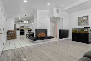 Single Family Residence, 10854 Hayvenhurst ave, Granada Hills, CA 91344 - 8