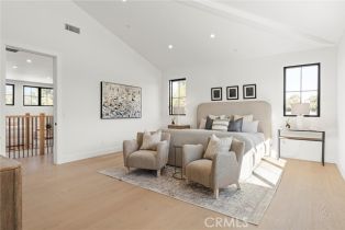 Single Family Residence, 5258 Lemona ave, Sherman Oaks, CA 91411 - 28