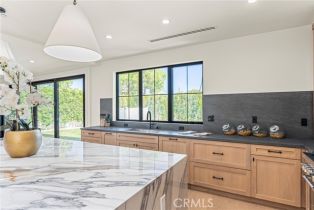 Single Family Residence, 5258 Lemona ave, Sherman Oaks, CA 91411 - 9