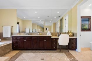 Single Family Residence, 4818 Lemona ave, Sherman Oaks, CA 91403 - 18