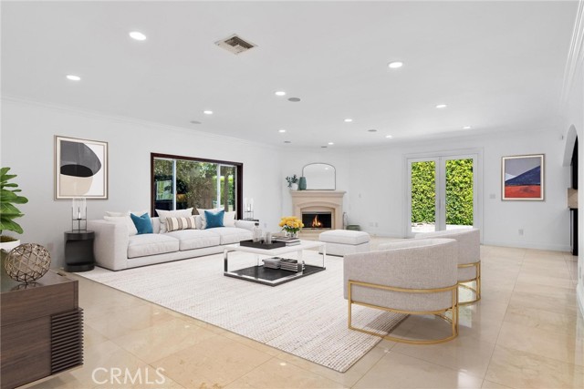 Single Family Residence, 4818 Lemona ave, Sherman Oaks, CA 91403 - 1