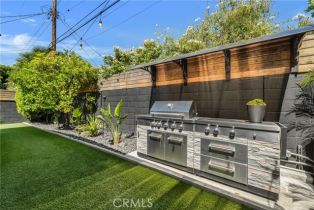 Single Family Residence, 5808 Ostrom ave, Encino, CA 91316 - 27