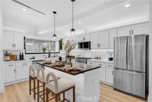 Single Family Residence, 5808 Ostrom ave, Encino, CA 91316 - 8