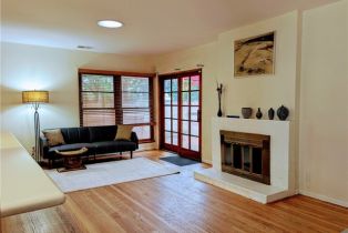 Single Family Residence, 15123 Killion st, Sherman Oaks, CA 91411 - 11