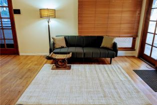 Single Family Residence, 15123 Killion st, Sherman Oaks, CA 91411 - 12