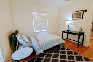 Single Family Residence, 15123 Killion st, Sherman Oaks, CA 91411 - 26