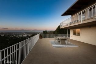 Single Family Residence, 3721 Glenridge dr, Sherman Oaks, CA 91423 - 34
