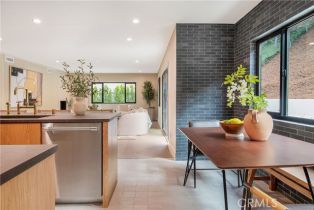 Single Family Residence, 11268 Dona Lola dr, Studio City, CA 91604 - 14