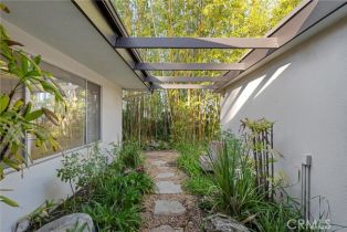 Single Family Residence, 3517 Scadlock ln, Sherman Oaks, CA 91403 - 26