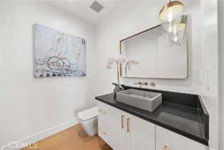 Single Family Residence, 5945 Hesperia ave, Encino, CA 91316 - 9