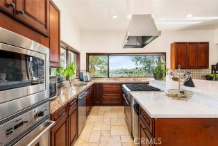 Single Family Residence, 40101 Avenida La Cresta, Murrieta, CA 92562 - 22