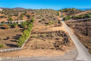 Land, 0 Avenida La Cresta, CA  , CA 92562