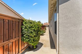 Single Family Residence, 39692 Clos Du Val, Murrieta, CA 92563 - 38