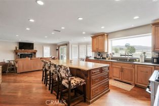 Single Family Residence, 38405 Avenida La Cresta, Murrieta, CA 92562 - 13